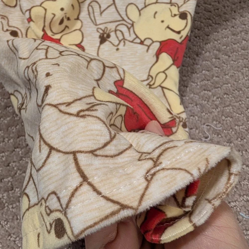 Winnie the Pooh Cream Pajama Pants In Small 4-6 NWT - Picture 6 of 7